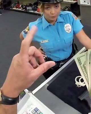 Maldito sra oficial de policía