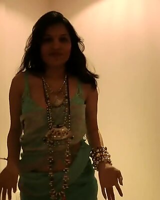 Vídeo de dança erótico indianas de desi slut kavya sharma
